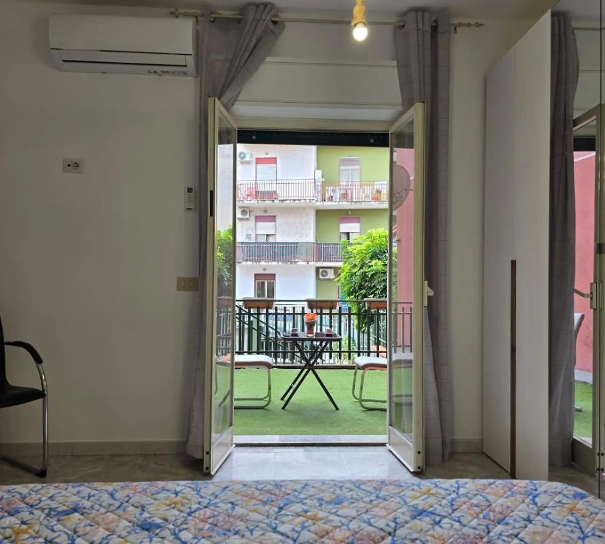 Elisabeth House Lägenhet Giardini Naxos Italien