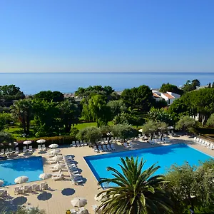4* Semesteranläggning (resort) Naxos Sicilia