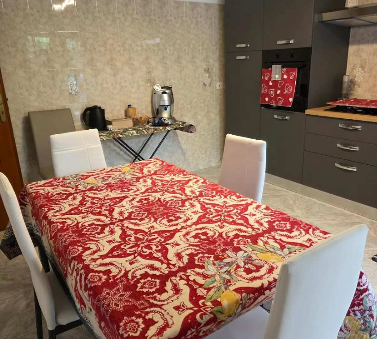 Elisabeth House Apartment Giardini Naxos 0*,  Italy